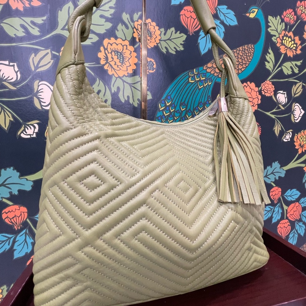 Bally Quilted Green Lambskin Suede-Lined Hobo Bag - Picture 4 of 17